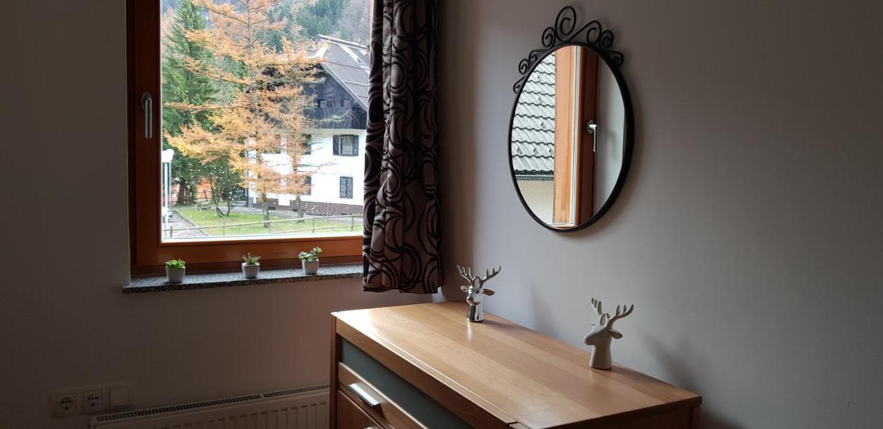 Mountain Peaks Apartment With Sauna Gozd Martuljek Exterior foto